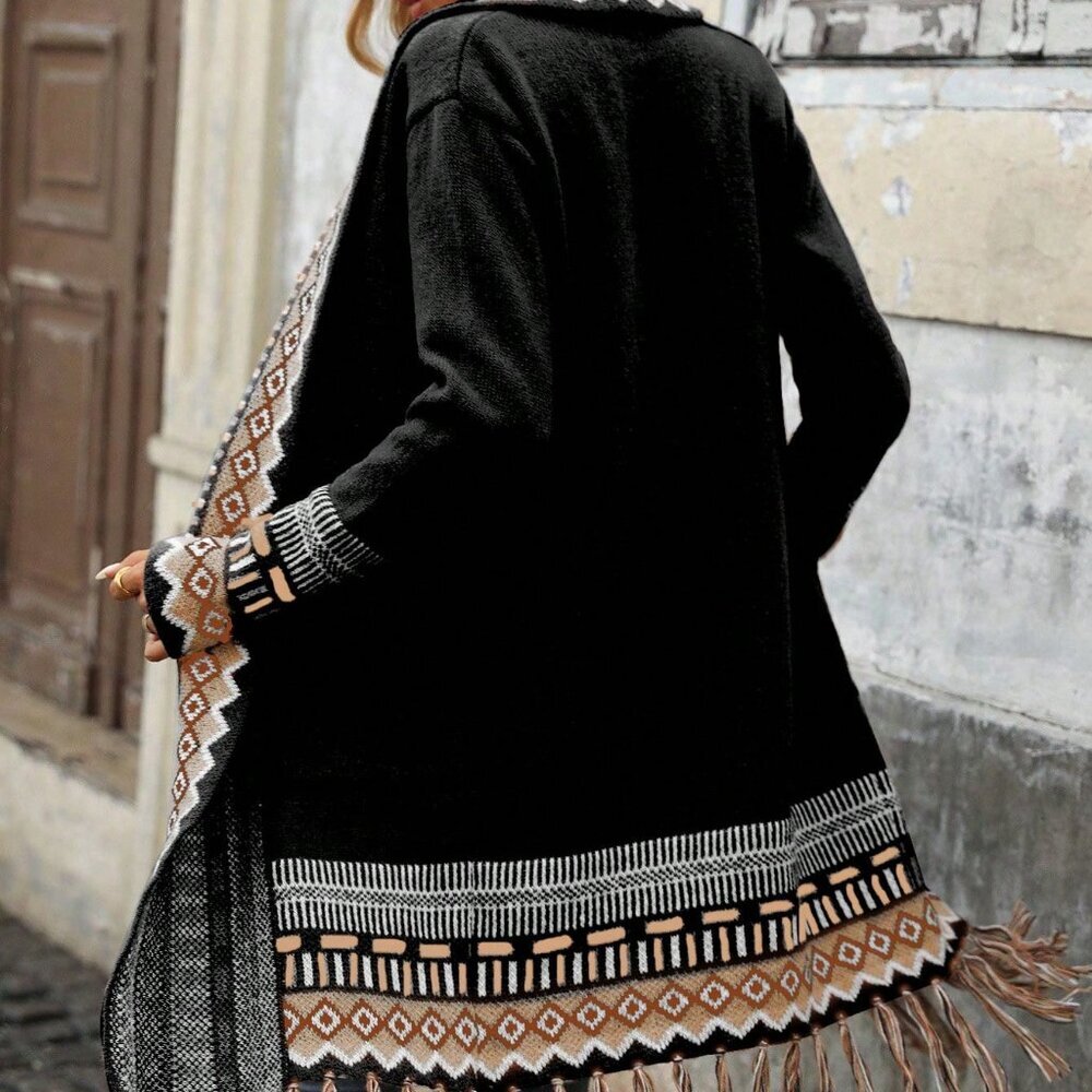 Black Casual Women's Geometric Long Cardigan - Picture 2 of 6